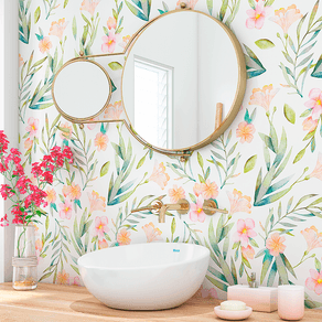 Banheiro-com-papel-de-parede-flores-em-aquarela