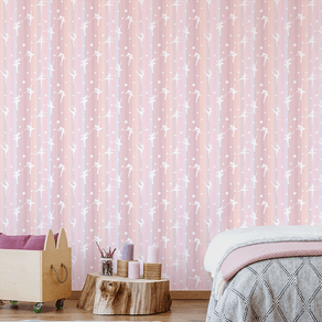 Quarto-com-papel-de-parede-infantil-rosa-bailarinas