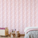 Quarto-com-papel-de-parede-infantil-rosa-bailarinas