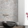 Banheiro-com-papel-de-parede-marmore-platino
