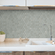 Cozinha-com-papel-de-parede-azulejo-colmeia-cinza Cozinha-com-papel-de-parede-azulejo-colmeia-cinza